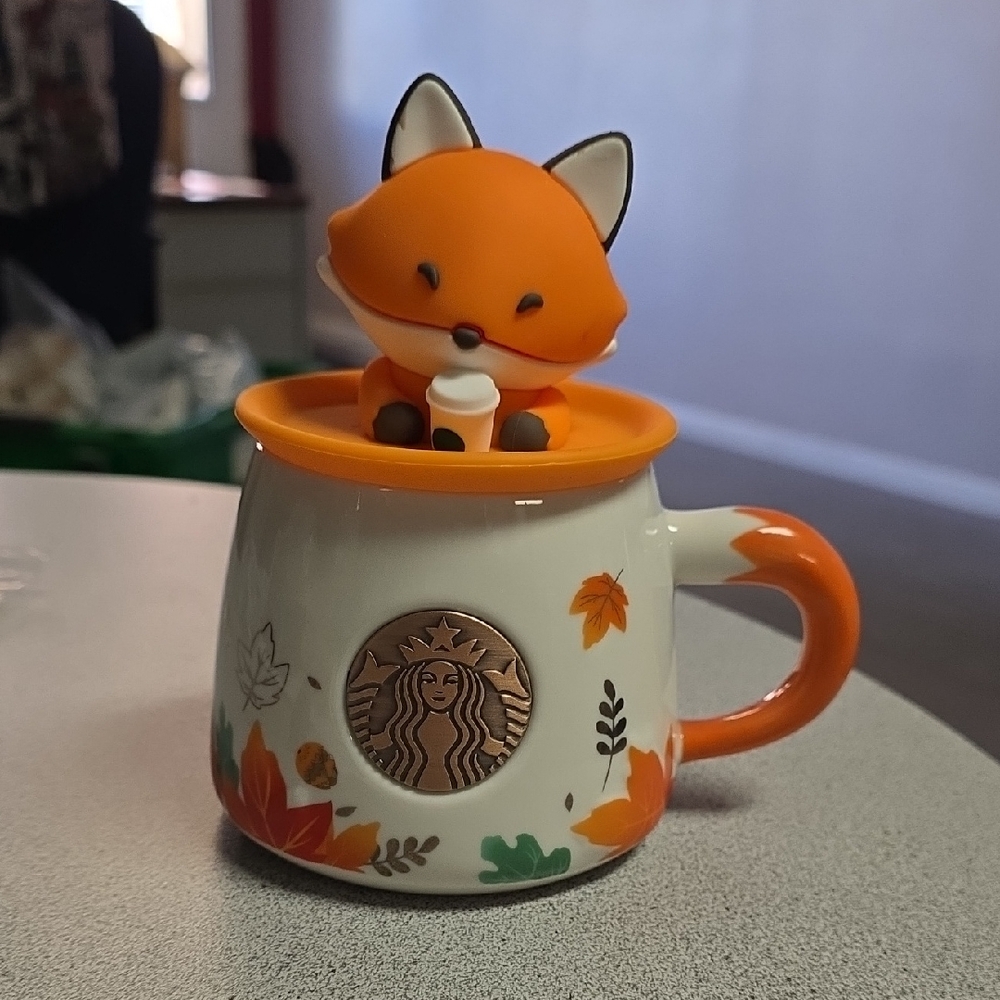 Starbucks Autumn Fox Mug with Orange Handle